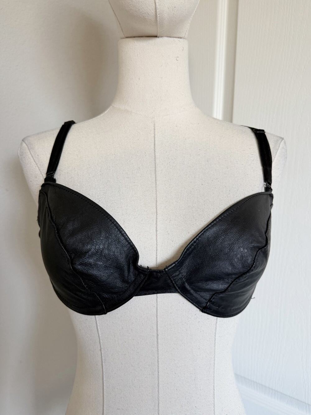 Vintage Allure Leather Black Genuine Real Leather Bra Size M